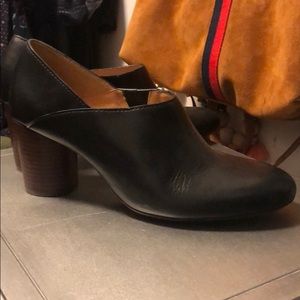 Mad well black heels